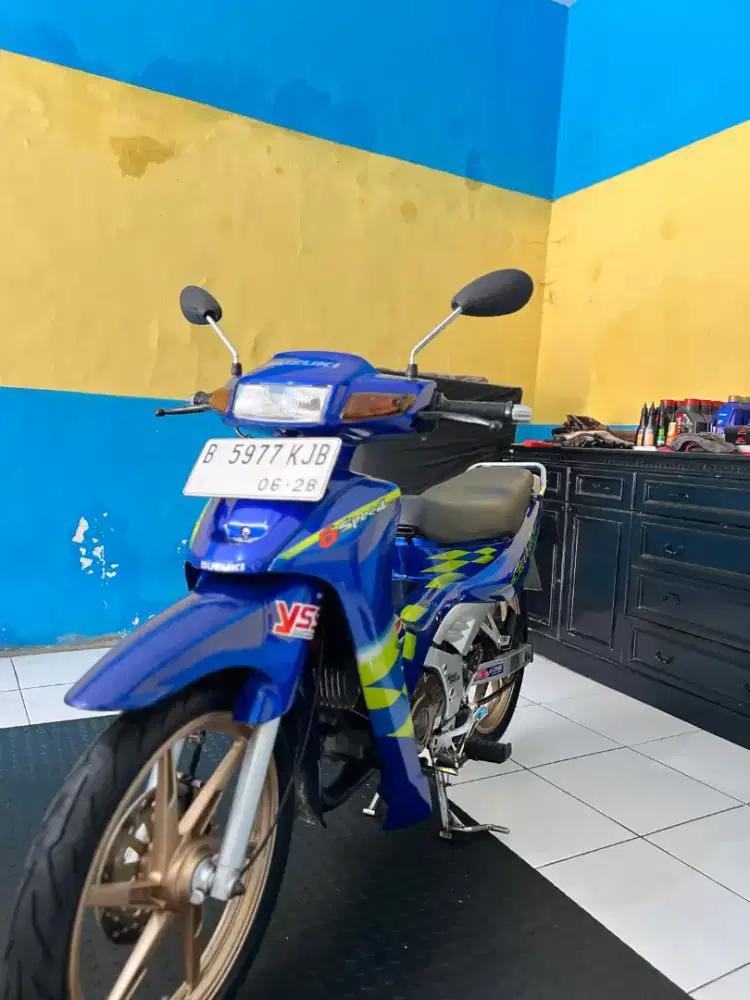 Suzuki Satria 120R - Kenny Roberts Edition - th.2002