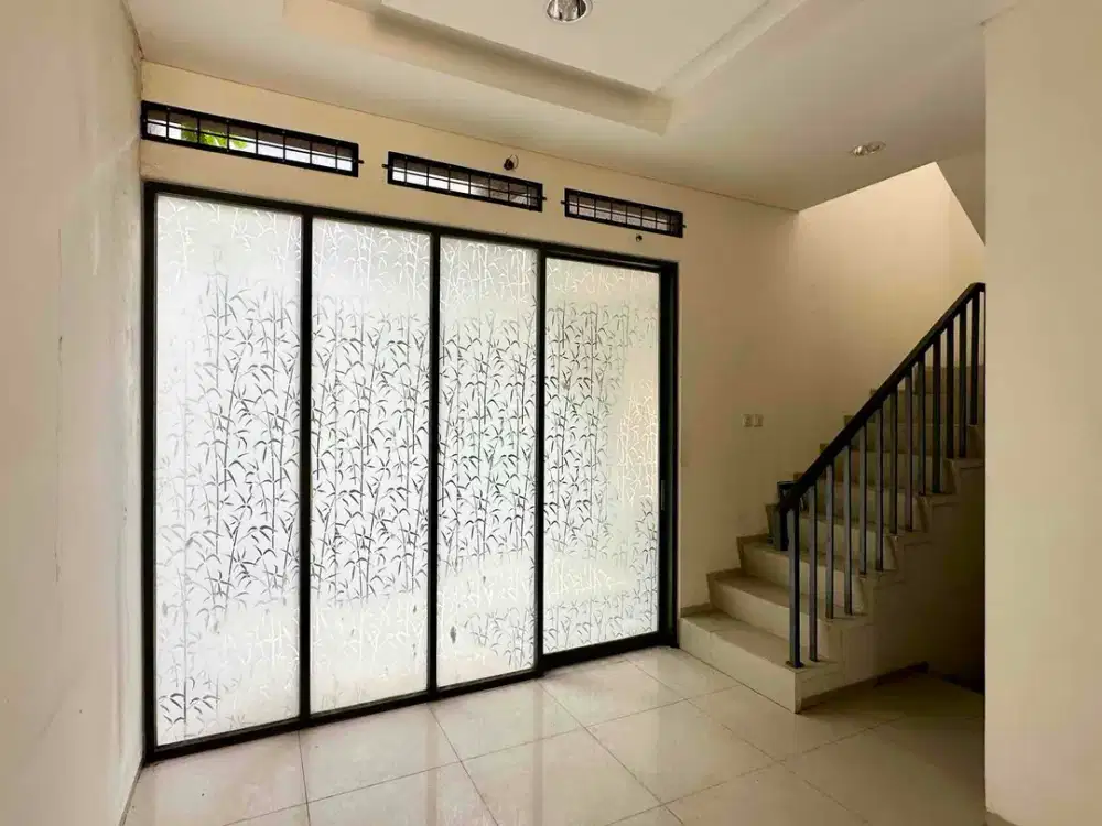 Rumah Dijual Golden Park 2 Cisauk Serpong – 2 Lantai SHM, Depan Taman & Dekat Stasiun