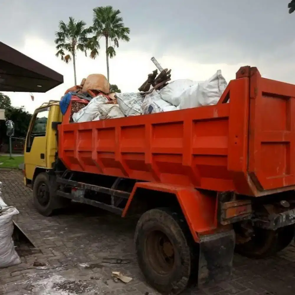 Buang puing tanah & smph