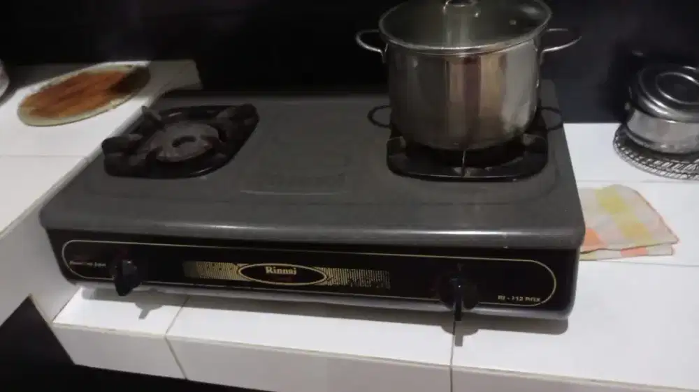 Dijual kompor rinai bagus