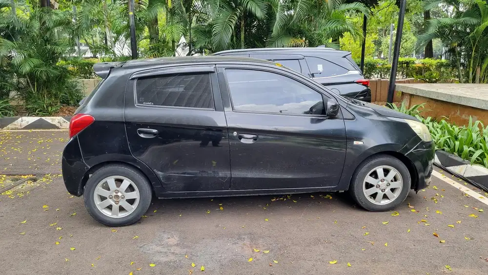 Mitsubishi Mirage 2013 - AT - Pajak Hidup