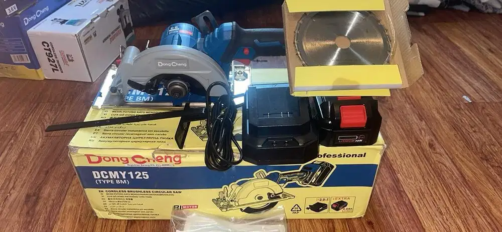 Dongcheng DCMY125 Cordless Circular Saw Mesin Gergaji Kayu 125mm
