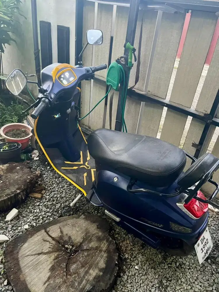 Sepeda Motor Listrik Uwinfly T3s Pro (72v 1200watt double disc)