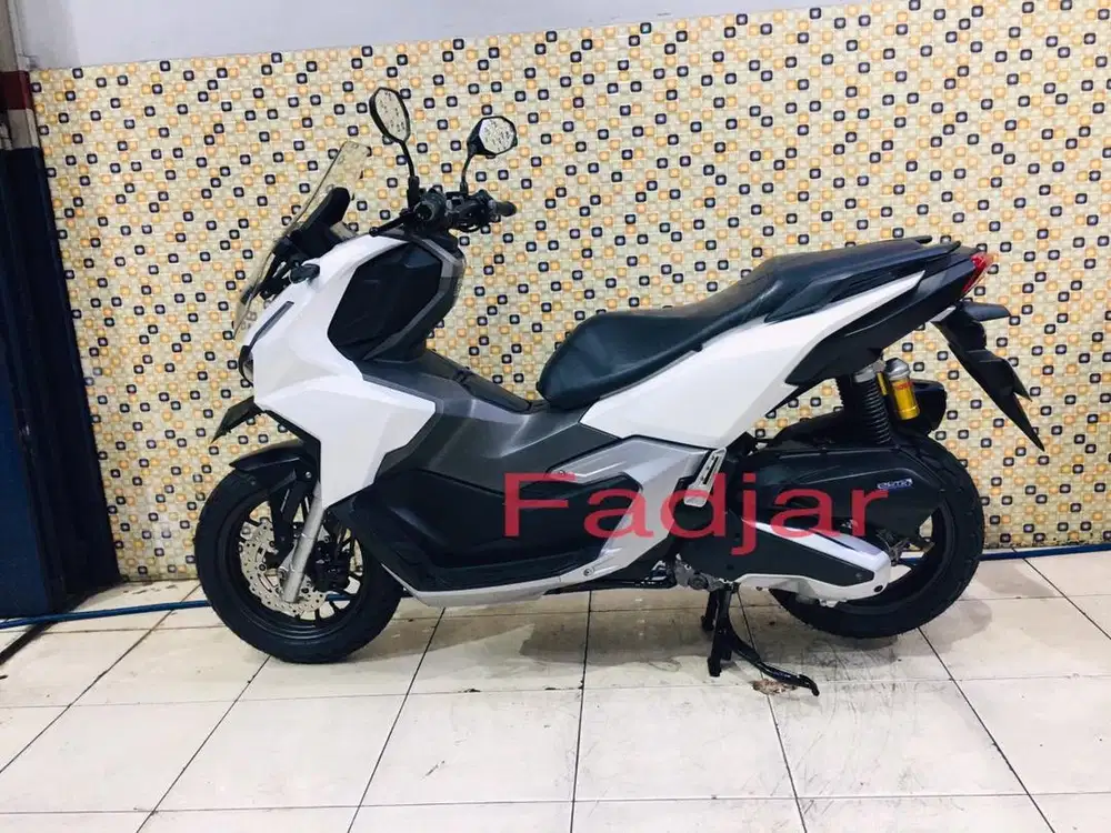 honda adv 160 Cbs tahun 2022