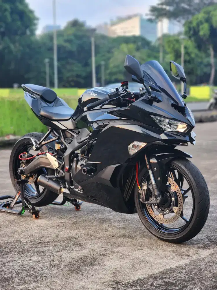 Kawasaki ZX25R NON ABS With SC