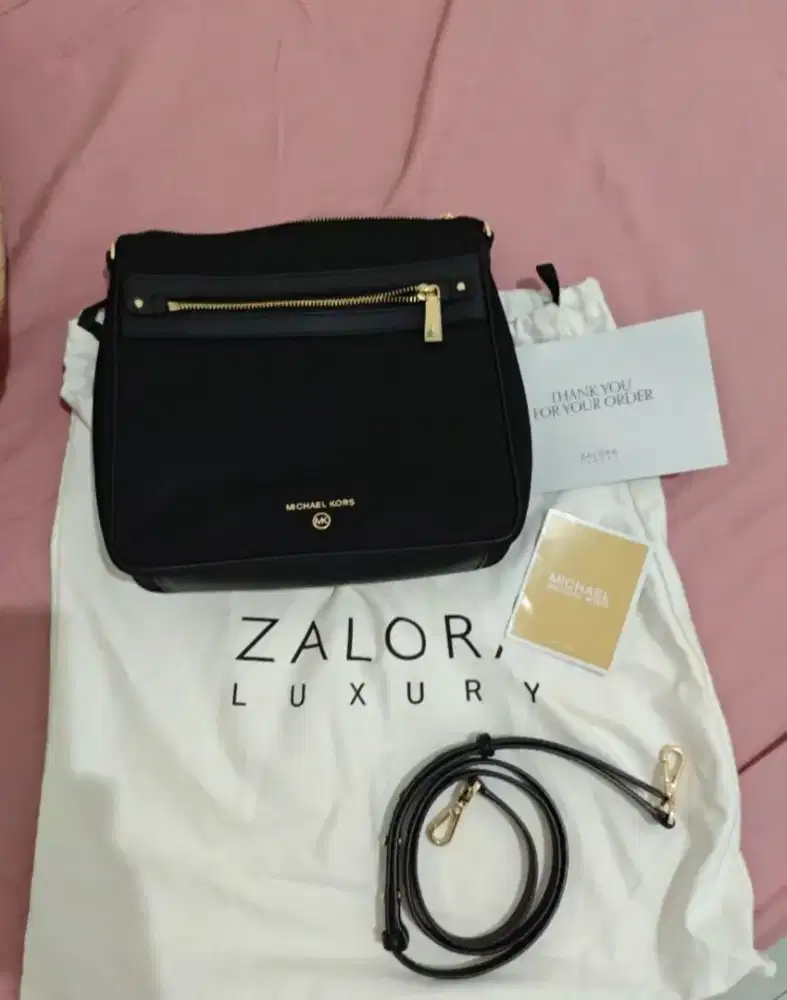Jual Cepat Michael Kors msih mulus beli di zalora
