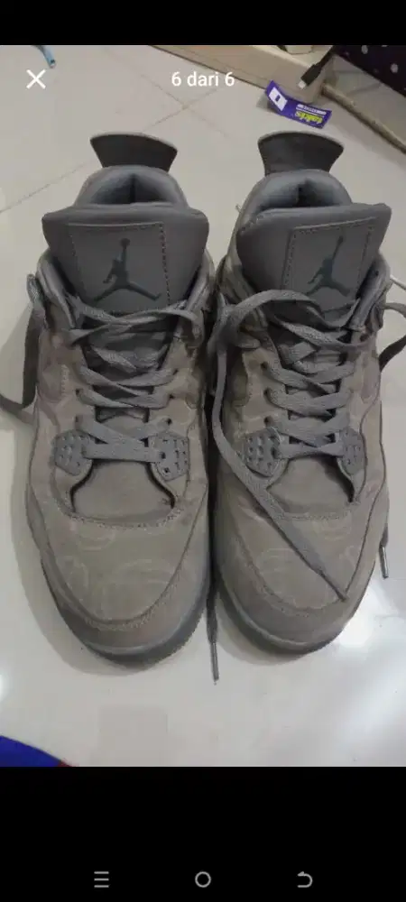 SEPATU AIR JORDAN RETRO 4