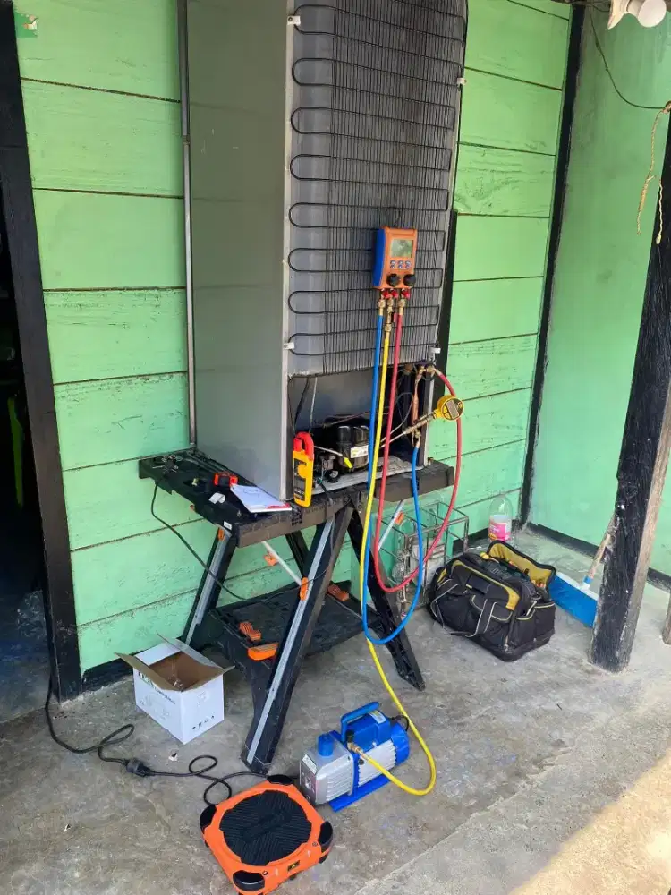 SERVICE KULKAS DAN FREZER