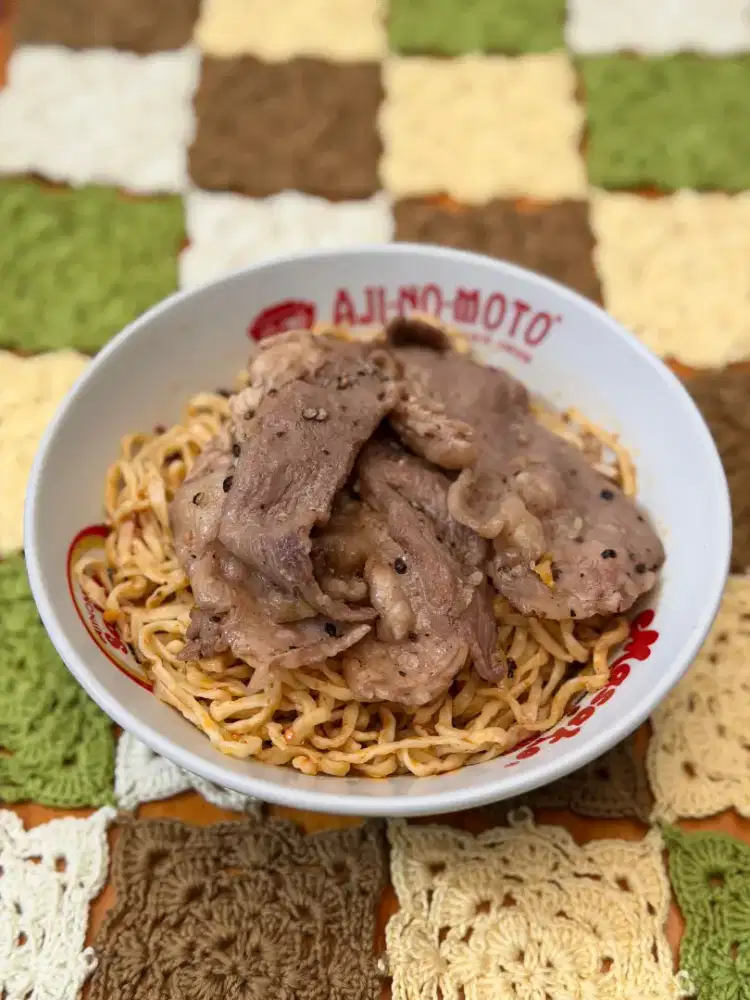 Dibutuhkan ART yg bs menginap