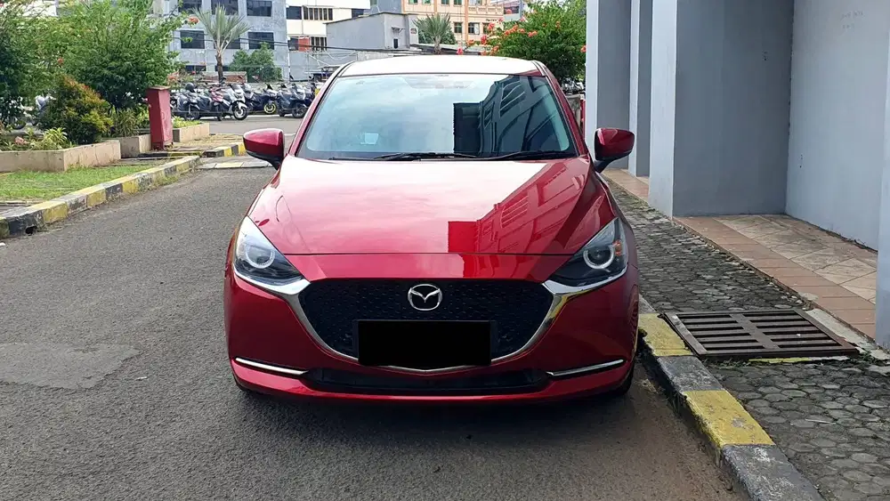 Mazda2 Mazda 2 Skyactive 1.5 Sedan Merah 2024 NIK 2023 Like New Low KM