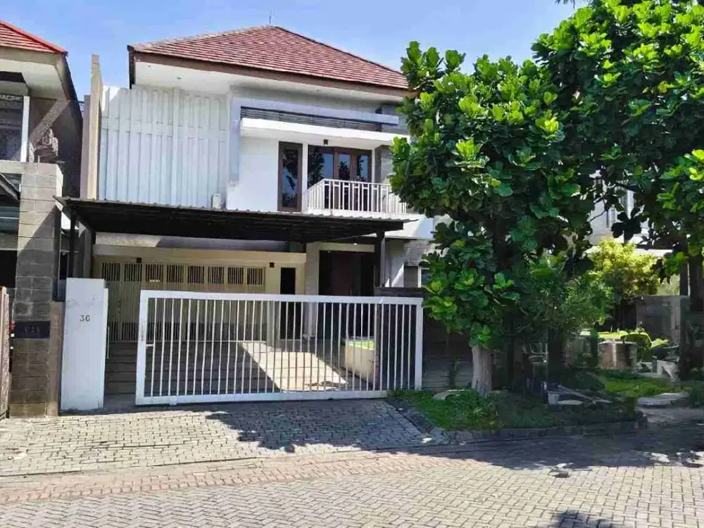 rumah graha family dekat pakuwon indah citraland wiyung