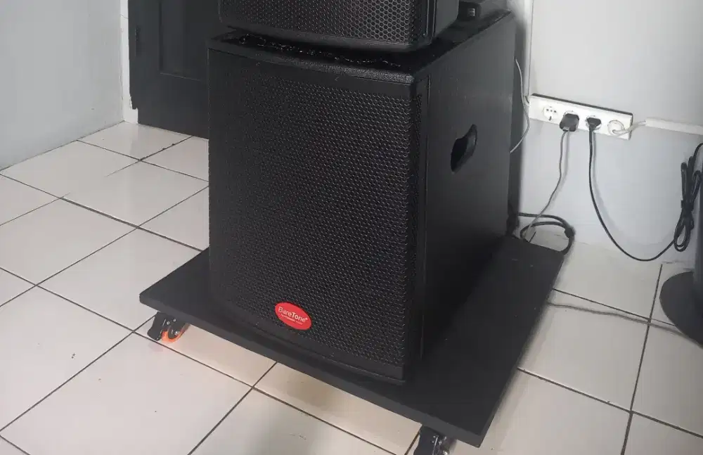 Subwoofer Aktif Baretone SW 15 + Ashley DB10A (Second Like New)