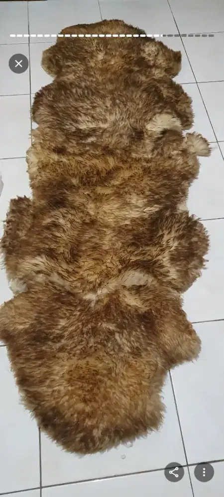 Karpet Bulu domba dan aksesoris ikea