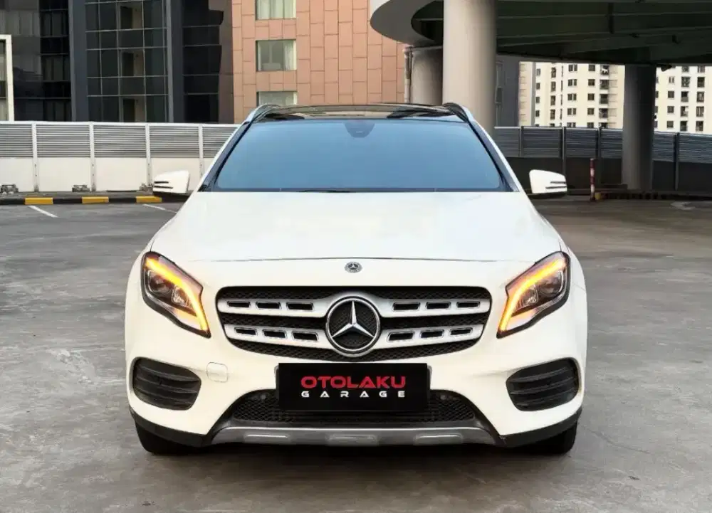 [ LowDp 9 JT ] Mercy GLA 200 At Putih Bergaransi 1th Siap Pakai