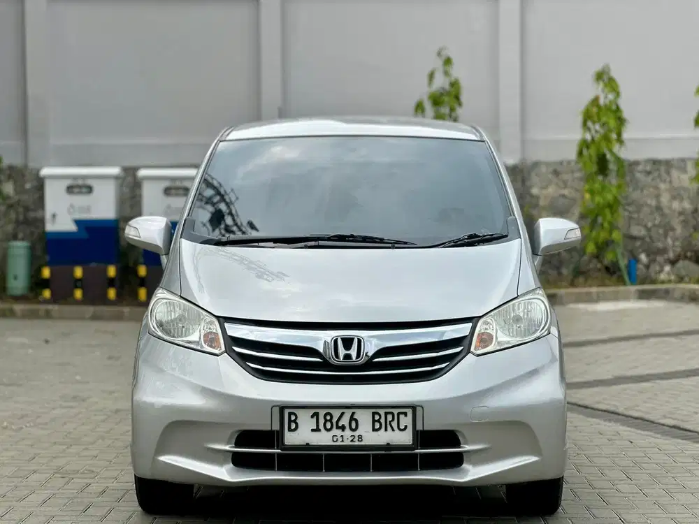 HONDA FREED PSD AT 2012 / 2013 SILVER