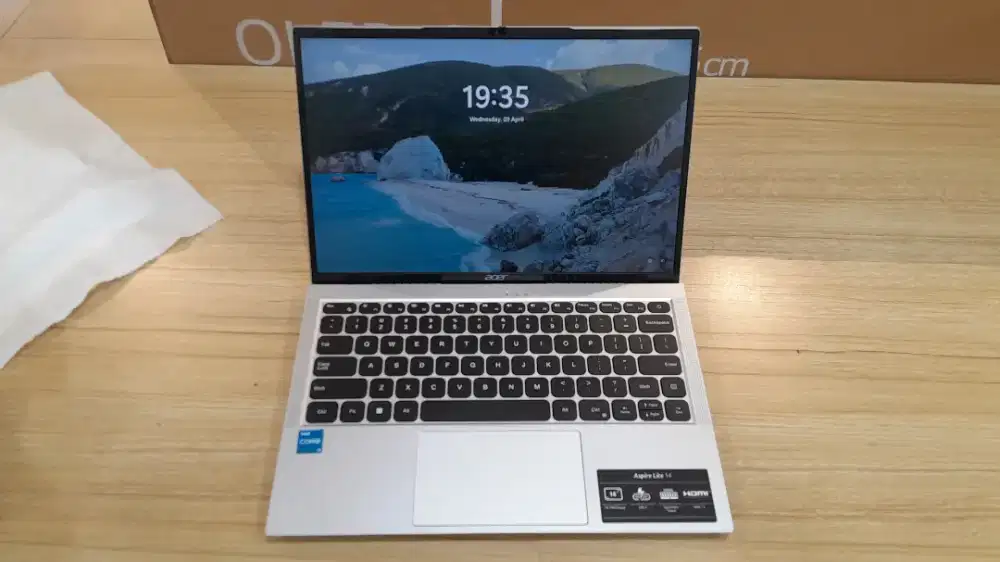 Dijual laptop acer aspire lite 14 i3 gen 12 like new