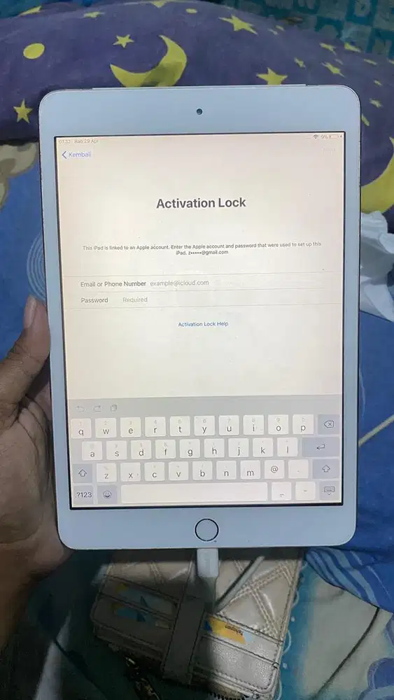 Apple Ipad mini 4 lock icloud
