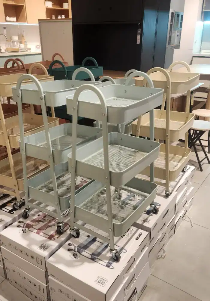 Rak multifungsi INFORMA Baru warna hijau dan putih krem dan pink