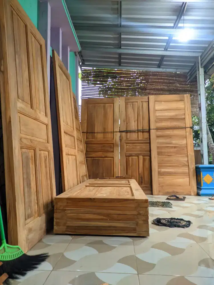 Jual kusen pintu- kusen jendela- daunpintu& daun jendela