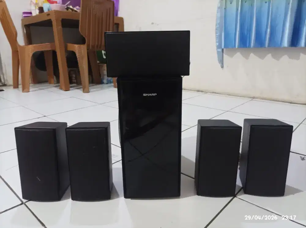 Speaker hometheater sharp