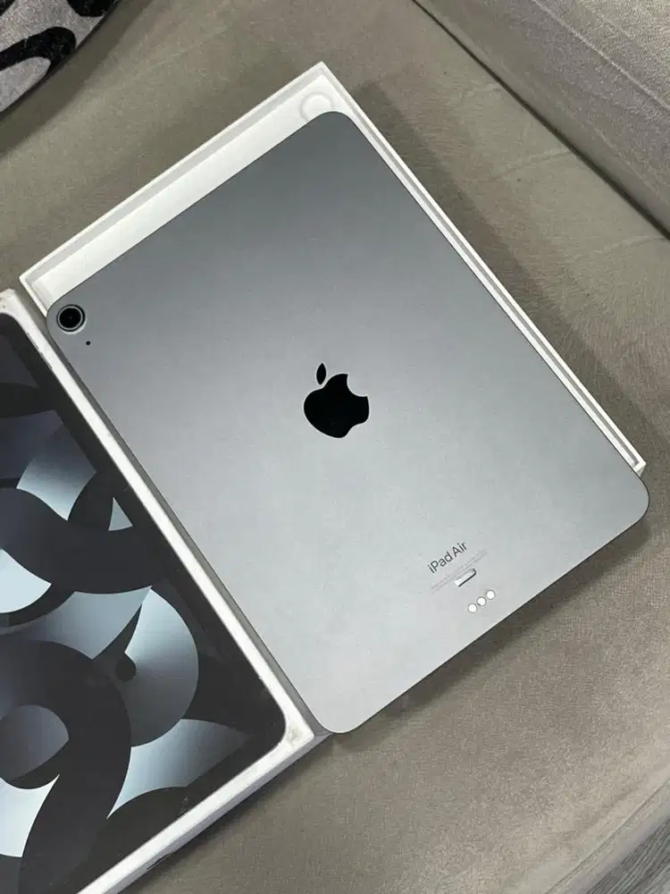 iPad Air M1 256GB Gray wifi only ex iBox Mulus like new