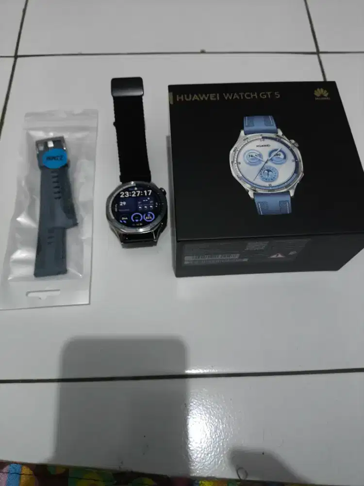 Huawei Watch GT5 Blue