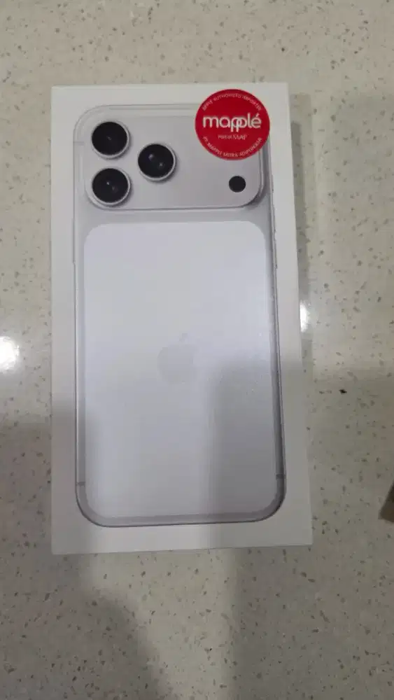 BNIB :  Iphone 17 Pro Max Silver