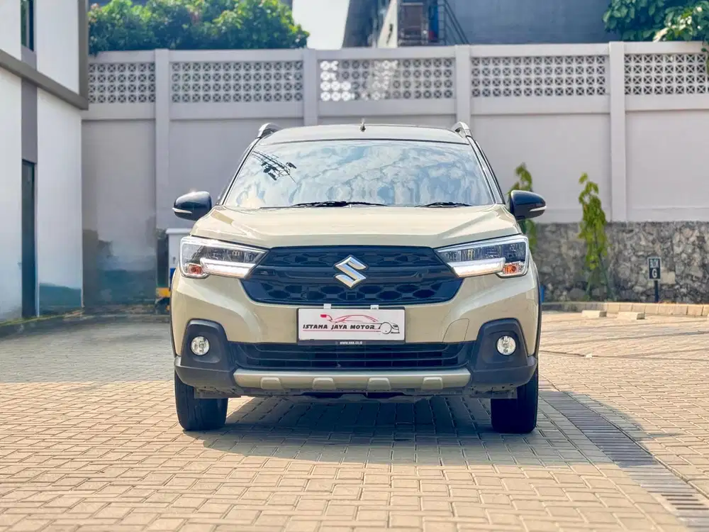 Suzuki XL7 Alpha Hybrid AT 2024