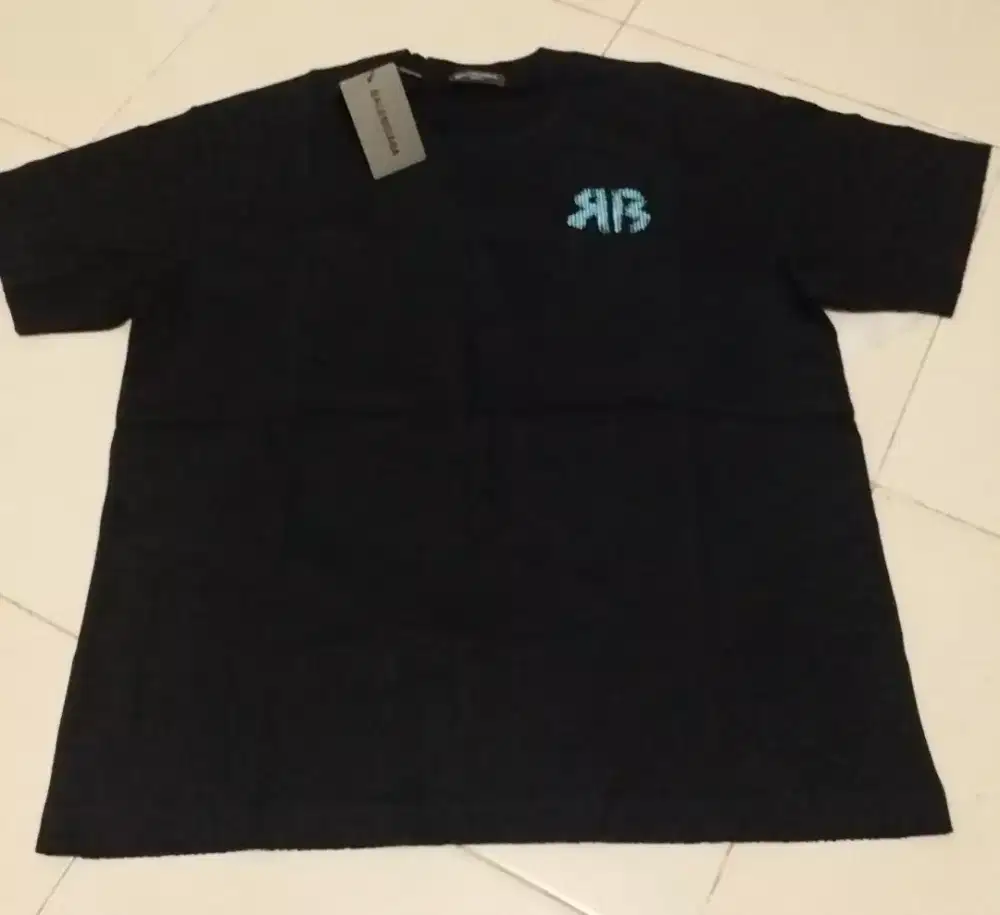 Kaos Balenciaga Original Size XXL (LD 120) Baru Fulltag