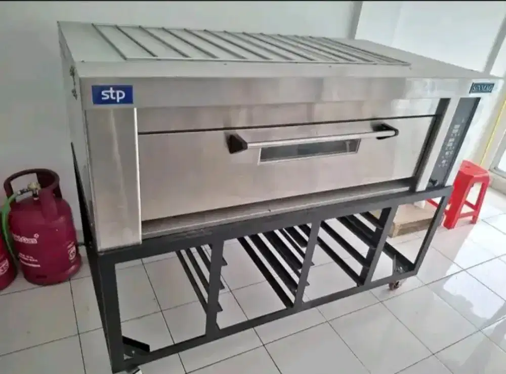 Oven sinmag masuk 3 tray.sama kaki