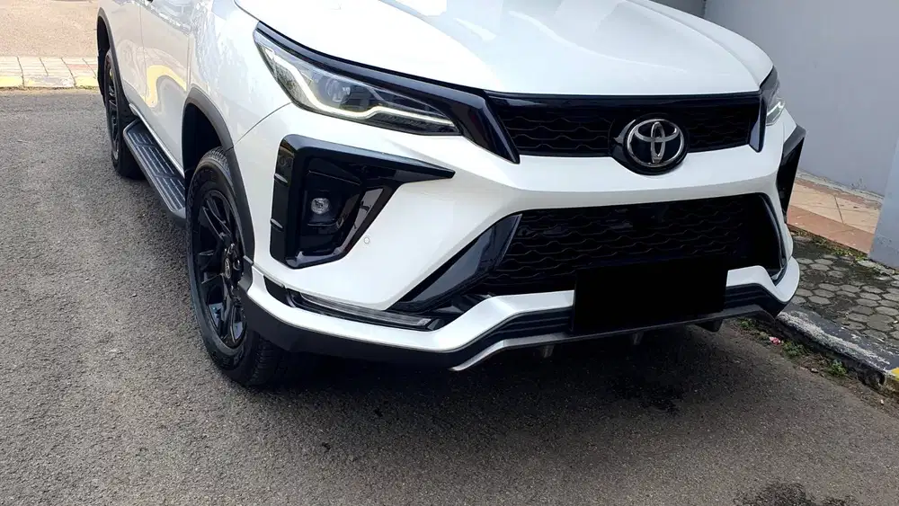 Toyota Fortuner 2.8 New Model Legender VRZ TSS GR Sport Two Tone 2025