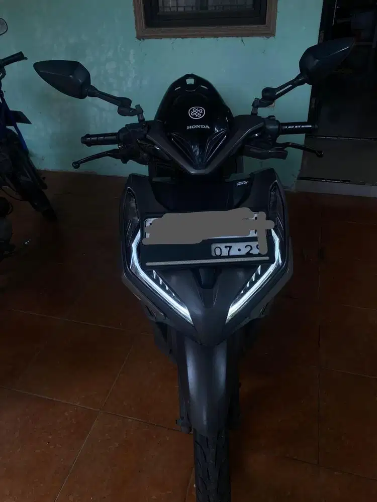 Vario 150 CBS BROWN