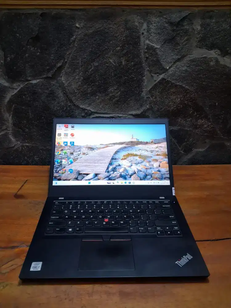 Laptop second lenovo thinkpad L14 masih mulus