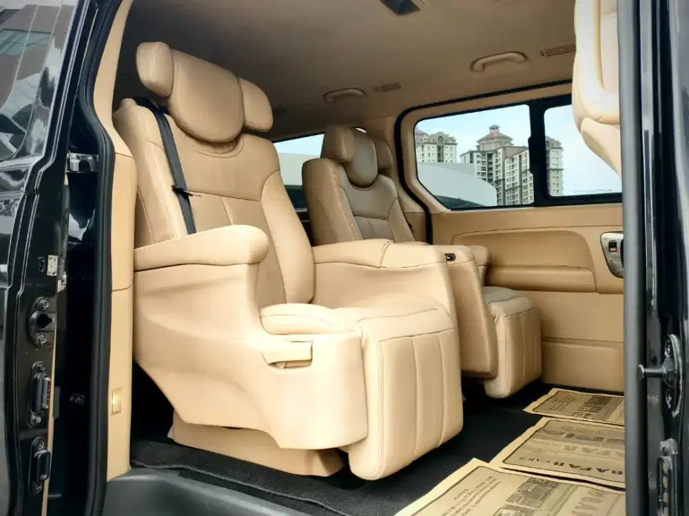 Hyundai H1 Royale CRDI Diesel 2018 LOW KM KONDISI ANTIK CASH