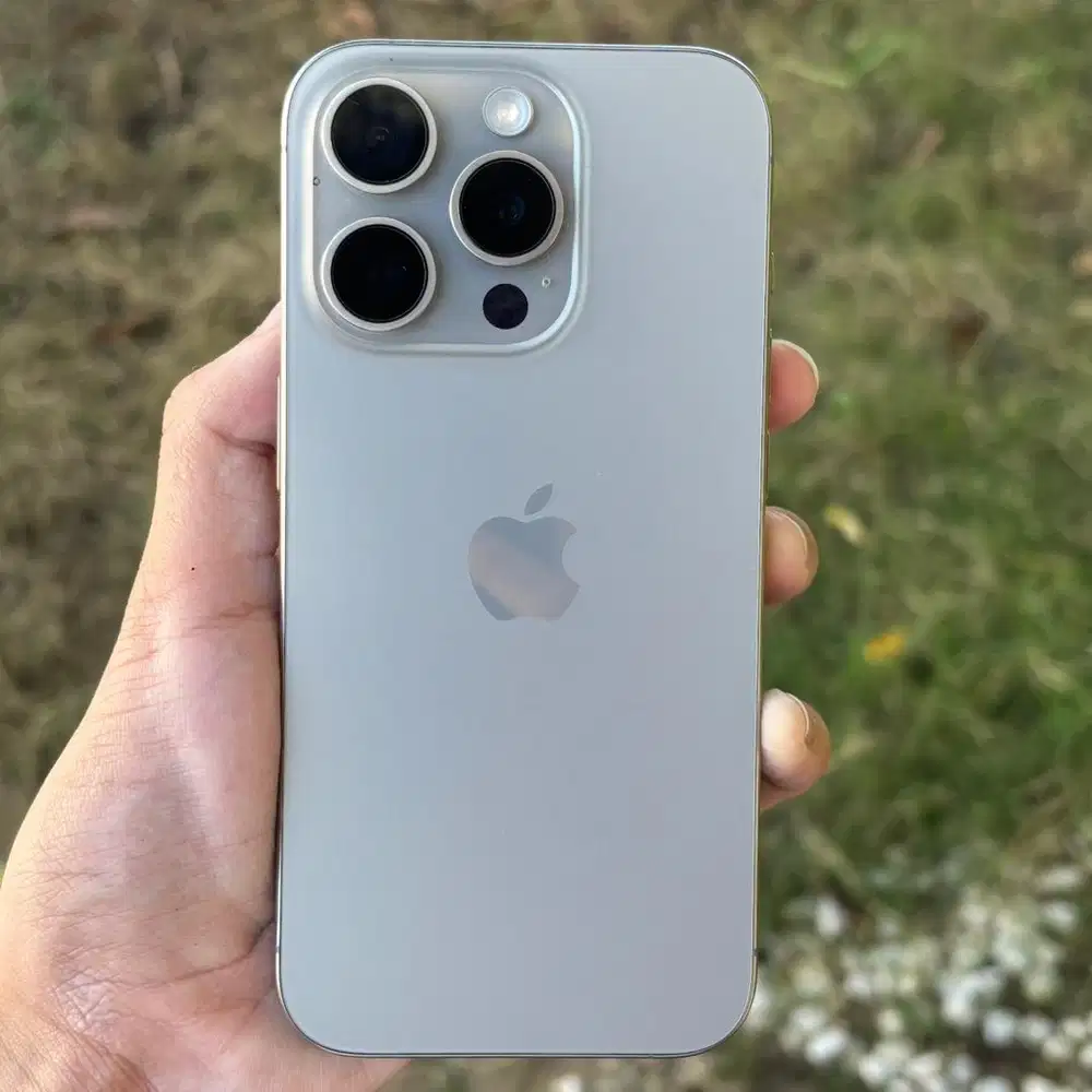 iPhone 15 Pro 256GB Natural Titanium