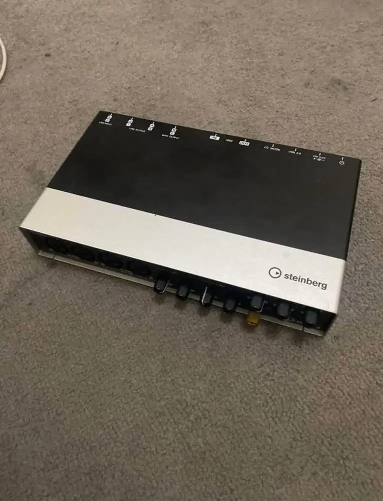 Soundcard Yamaha Steinberg UR44