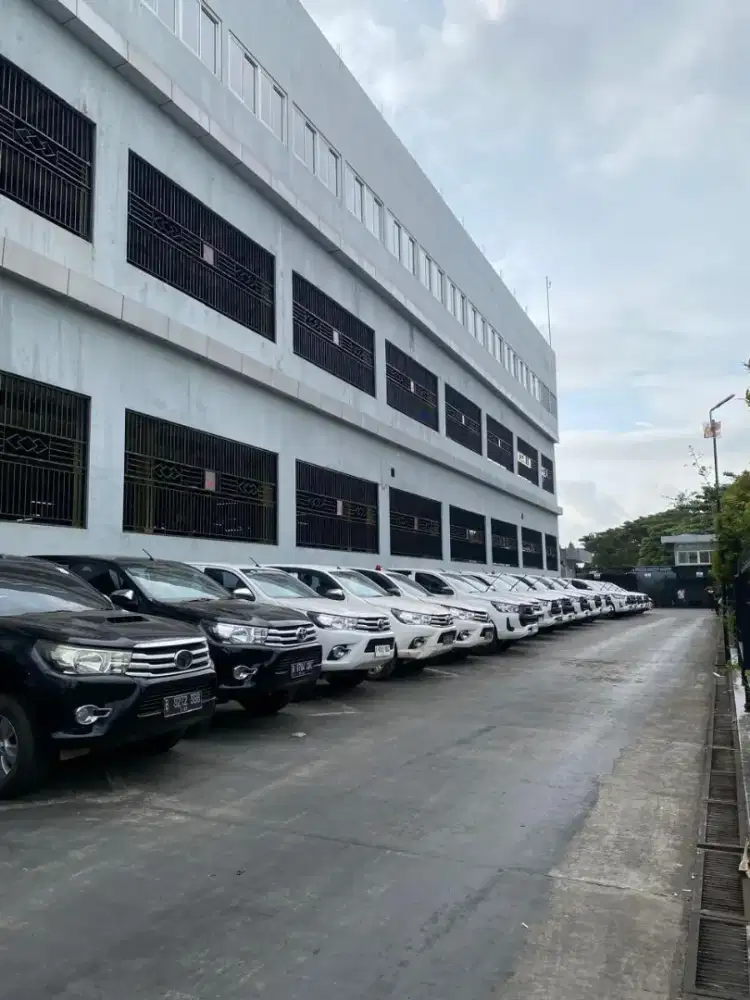 TOYOTA HILUX DC 2.4E M/T 4X4 2023 NIK 2022 HITAM ORIGINAL NOPOL B JKT