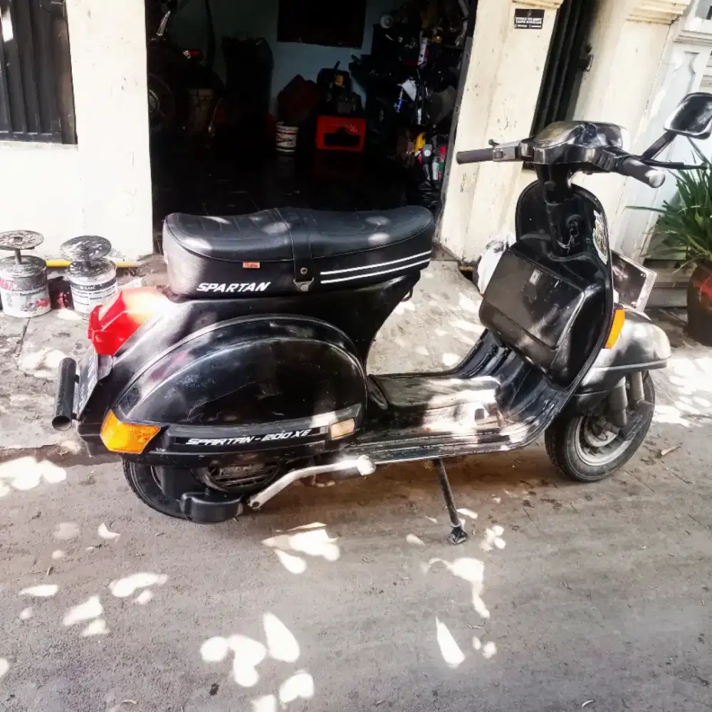 Vespa spartan px200e 200cc cirebon kota