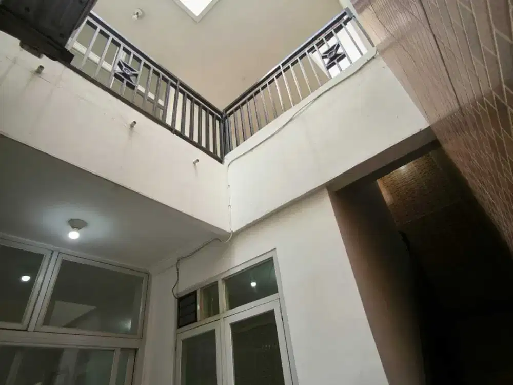 Murah nih Rumah Metland Menteng 8x20 bonus 2 AC siap huni bebasbanjir