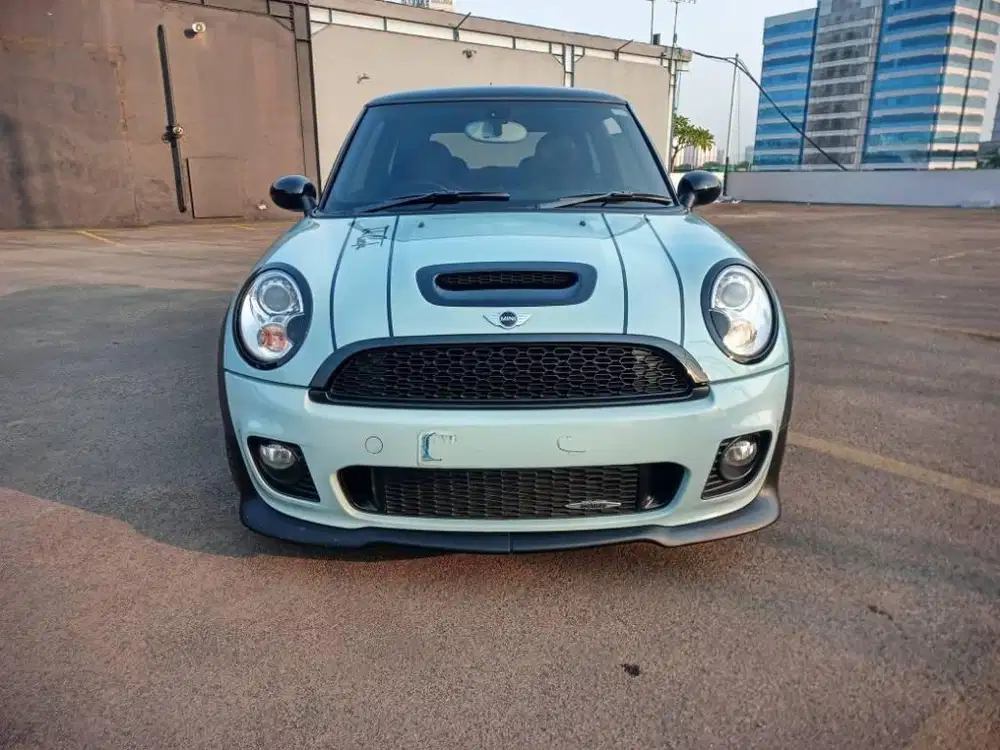 MINI COOPER 1.6 TURBO JCW OPTION 2012 RARE COLOR