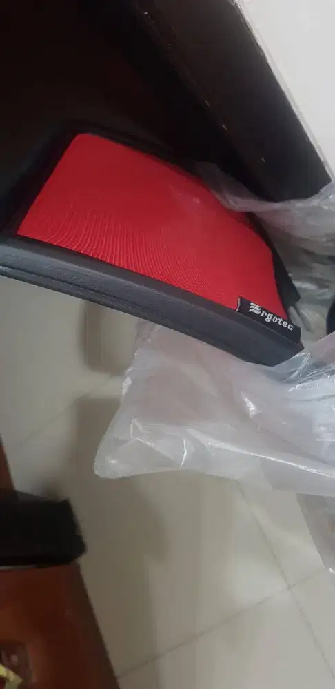 2 (dua) unit Kursi Kantor Ergotec Informa – Like New / Kursi Meeting