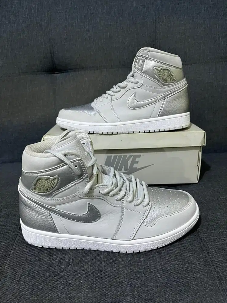 Sepatu Nike Air Jordan 1 High Retro CO Japan Metalic Silver