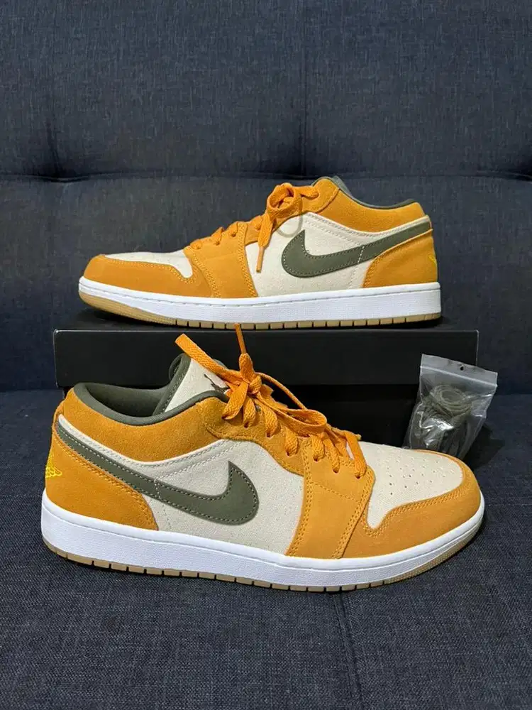 Sepatu Nike Air Jordan 1 Low Light Curry Men