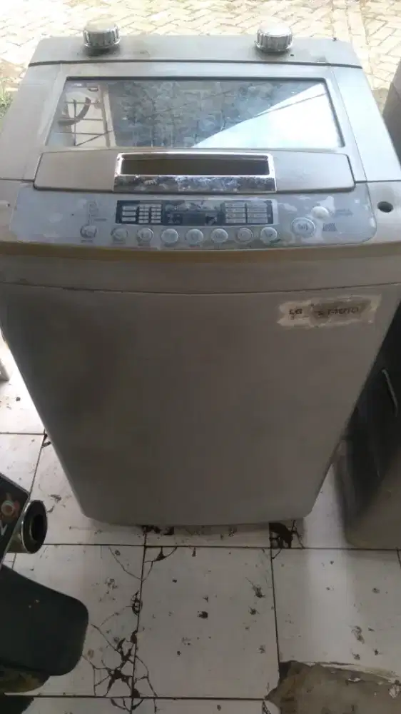 mesin cuci 1 tabung manual merek LG