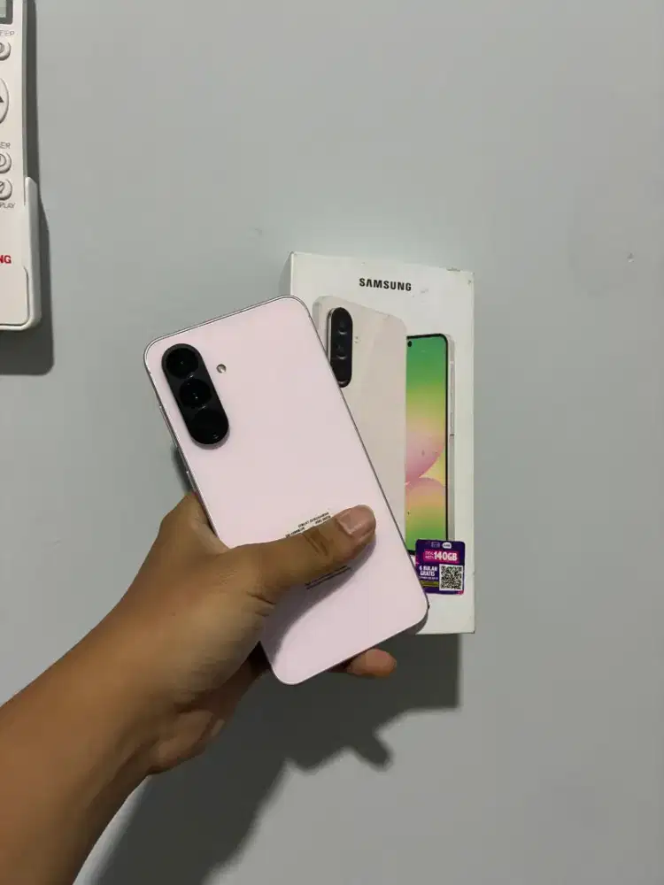 Samsung A56 256gb pink