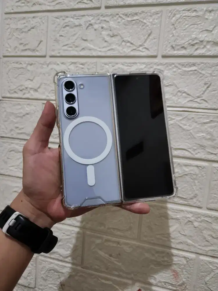 Samsung Z Fold 5 512gb Icy Blue Resmi Sein (-minus layar dalam)