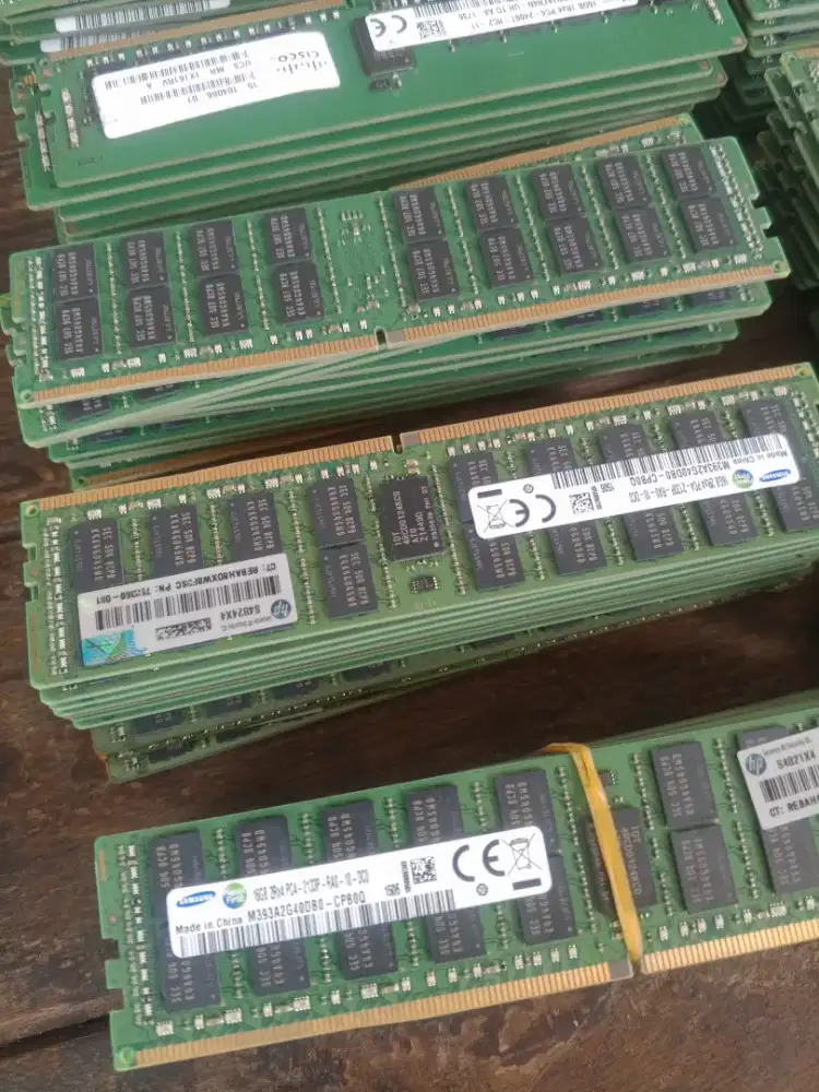 Membeli komputer, Laptop, Sparepart Bekas