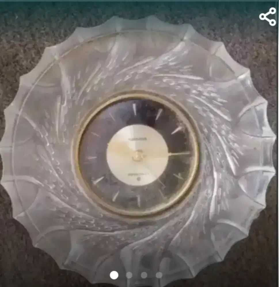 Jam vintage merk junghans (bisa duduk atau di dinding)