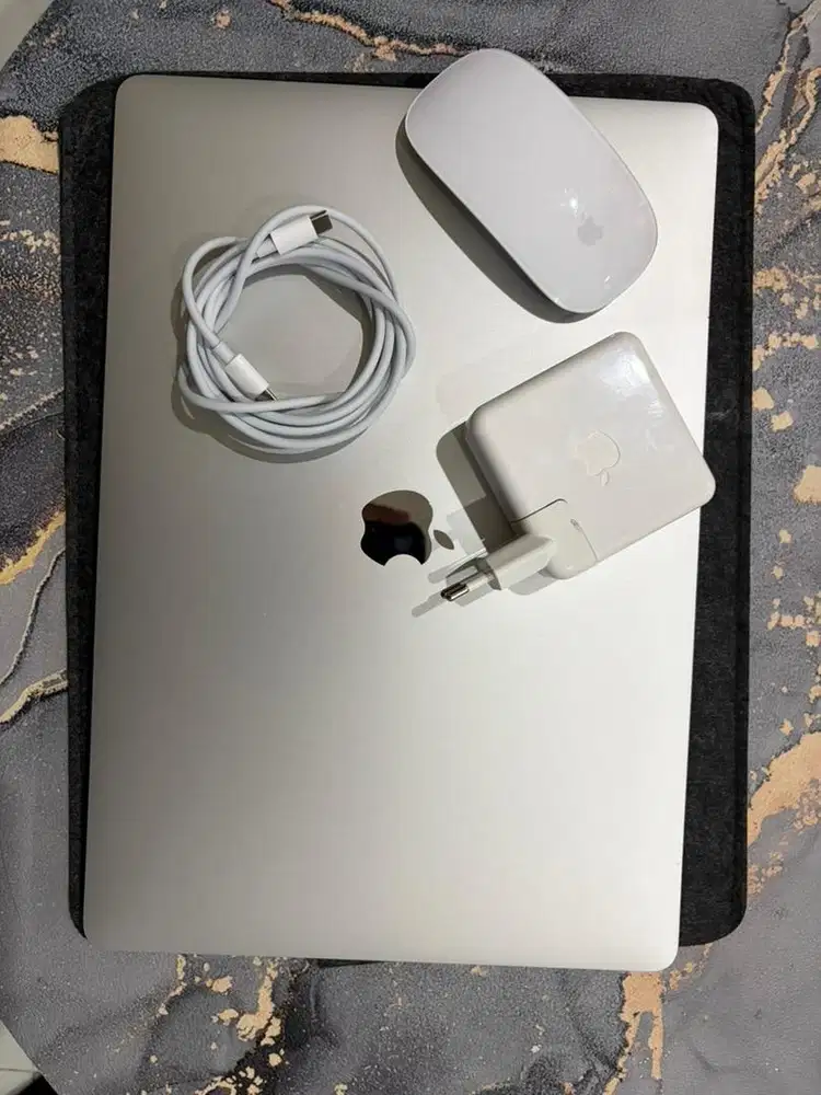 Macbook Pro 2019 i7 ssd 512 16 inch