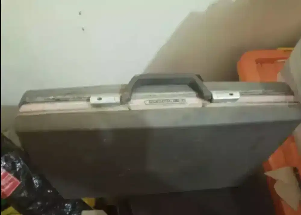 Tas kantor merk samsonite (vintage) warna abu2